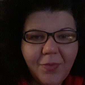 Meet your Posher, Pam